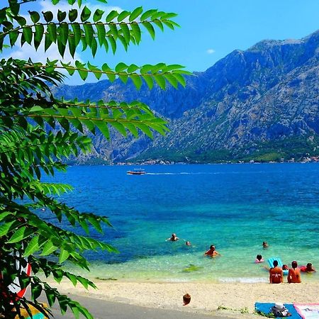 Blue Bay 2 Bedroom Apartment Prčanj 外观 照片