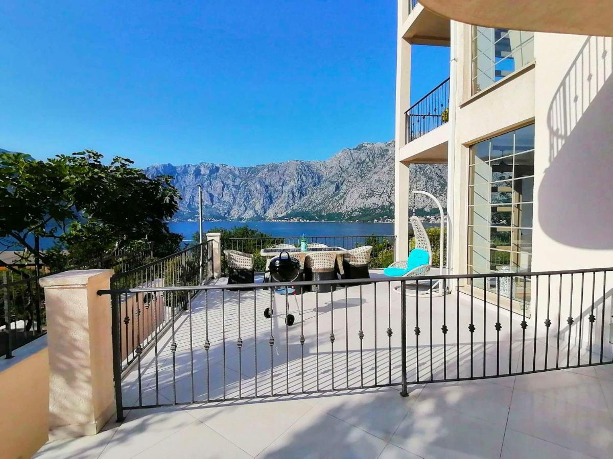 Blue Bay 2 Bedroom Apartment Prčanj 外观 照片