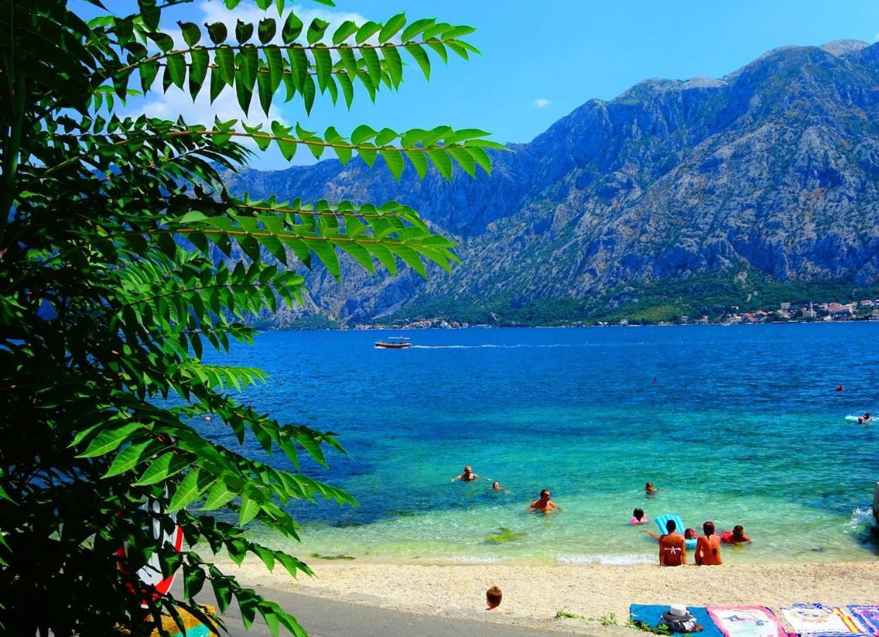 Blue Bay 2 Bedroom Apartment Prčanj 外观 照片